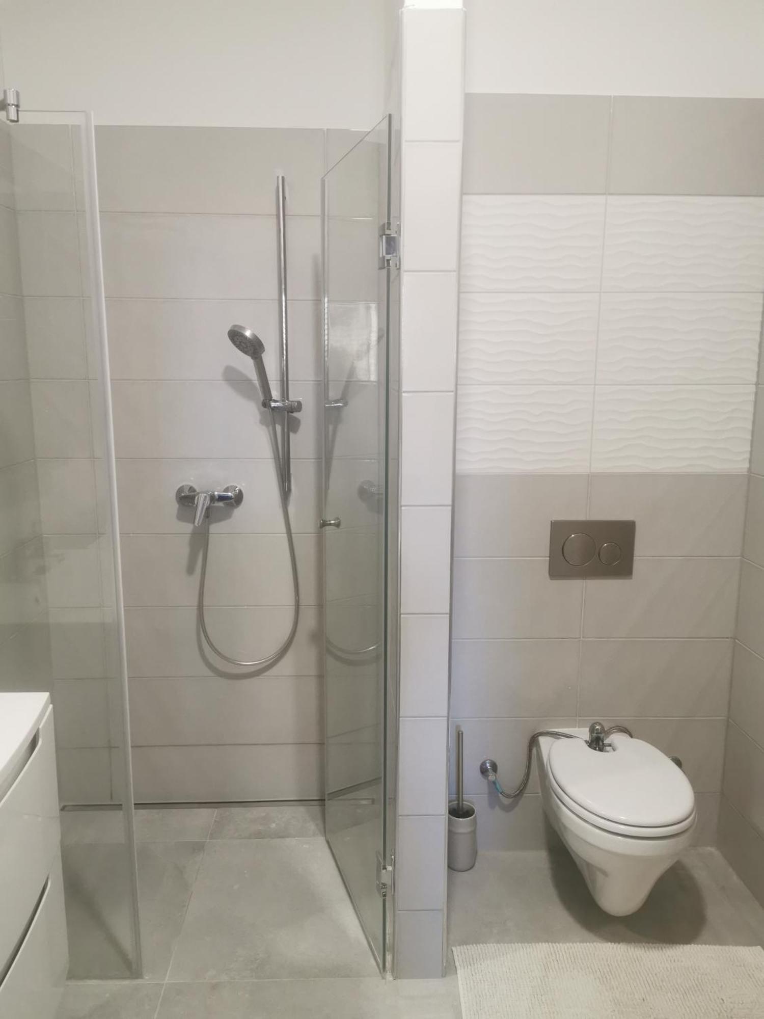 Beli Apartman Melygarazzsal Heviz Bagian luar foto